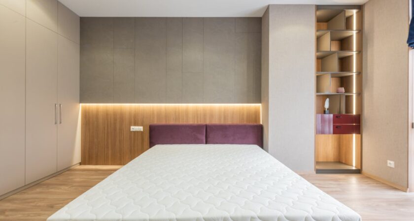 Oddychające meble z gliny i konopi z wbudowanymi panelami PCM – pasywne chłodzenie i stabilizacja wilgotności w nowoczesnym domu